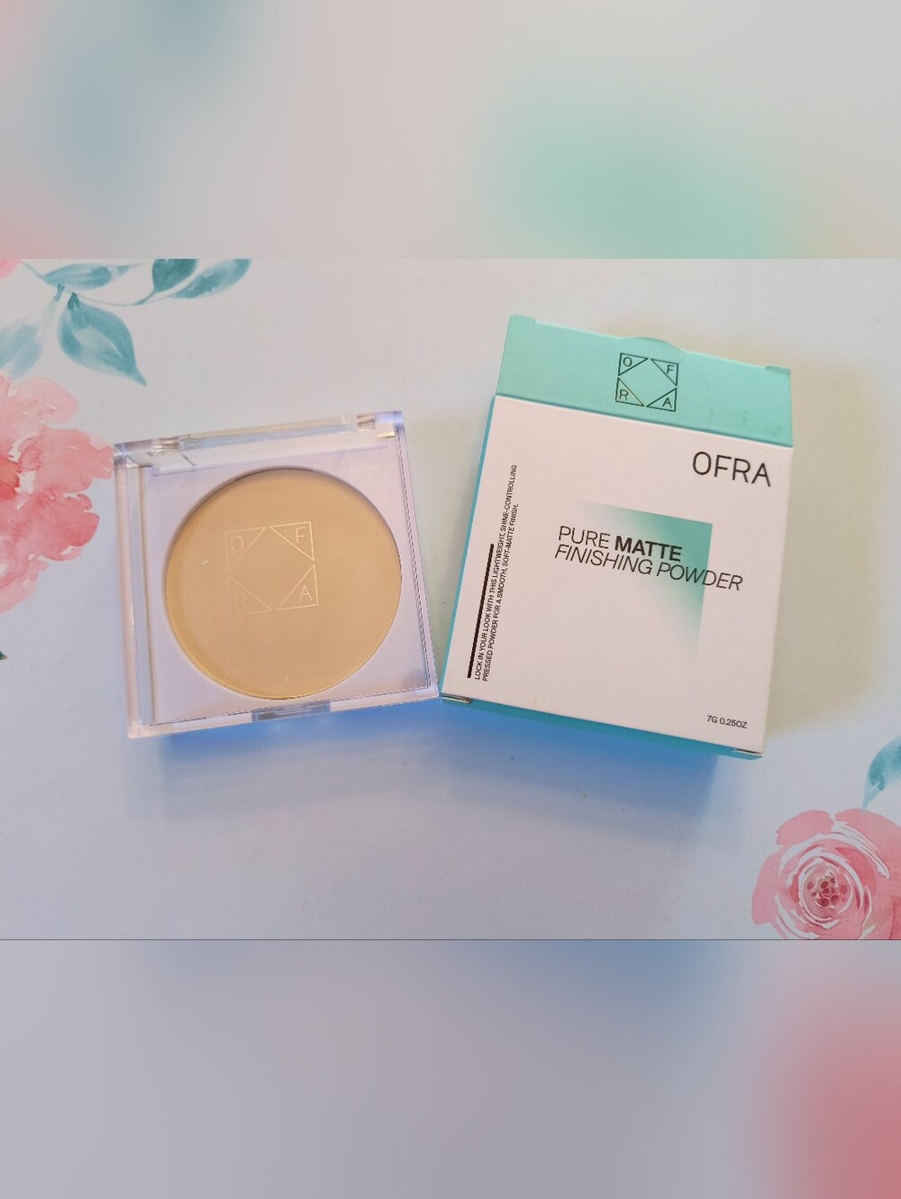 OFRA Pure Matte Finishing Powder — Light Beige Compact